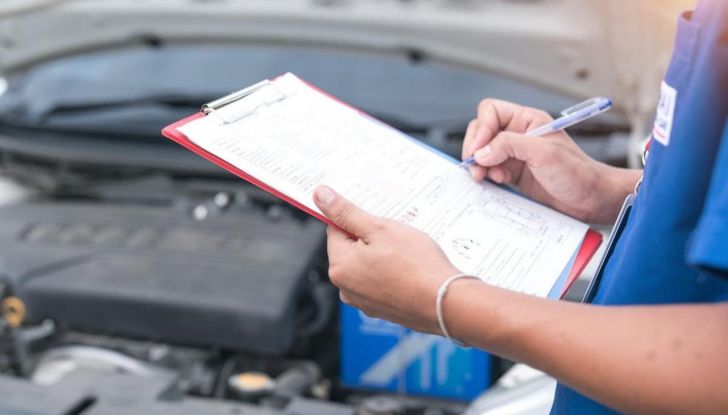 Revisione scaduta: costi, multe e tolleranza nel 2024 - Foto 6 di 12