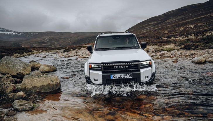 Nuovo Toyota Land Cruiser: si aprono gli ordini in Italia da 84.000 euro - Foto 5 di 16
