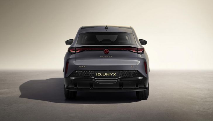 Volkswagen ID. UNYX: prime informazioni sul nuovo E-SUV coupé 100% elettrico - Foto 16 di 51