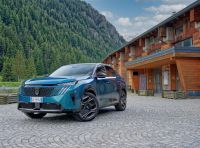 Peugeot E-3008, ambasciatrice del benessere delle Terme in Valle D’Aosta