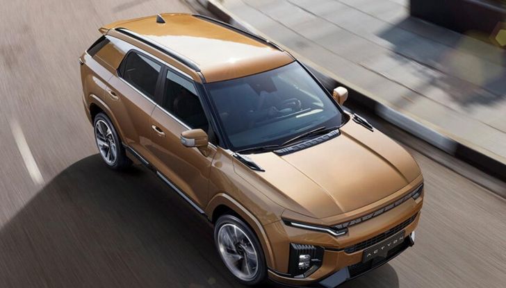 KG Mobility Actyon: caratteristiche, design, abitacolo, motori, versioni e prezzi - Foto 4 di 14