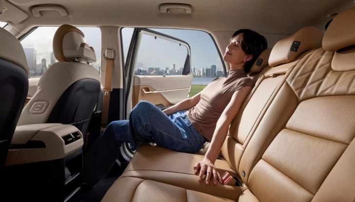 KG Mobility Actyon: caratteristiche, design, abitacolo, motori, versioni e prezzi - Foto 5 di 14