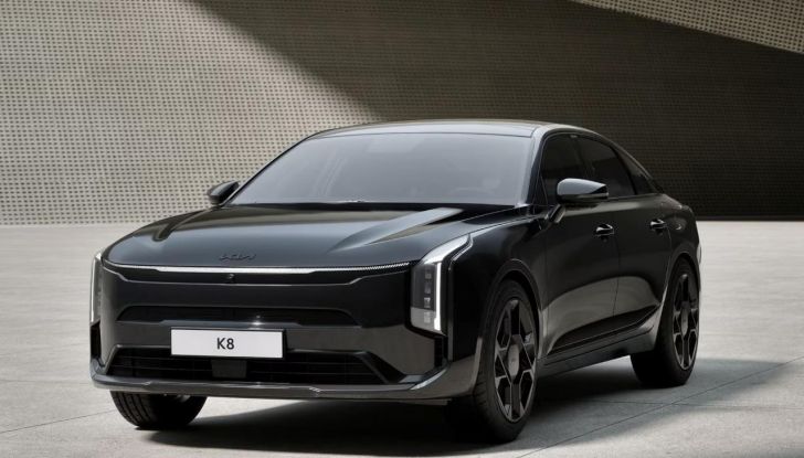 Kia K8 2025: caratteristiche, design, abitacolo, versioni, motori, prezzi - Foto 7 di 7