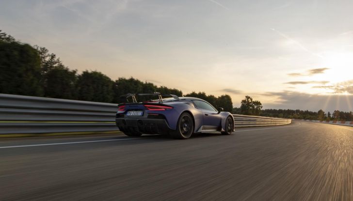 Maserati GT2 Stradale: caratteristiche, design, abitacolo, motore e prestazioni - Foto 36 di 51