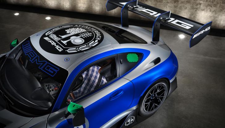 Mercedes-AMG GT3 Edition 130Y Motorsport: caratteristiche, design, abitacolo, motore e prestazioni - Foto 13 di 19
