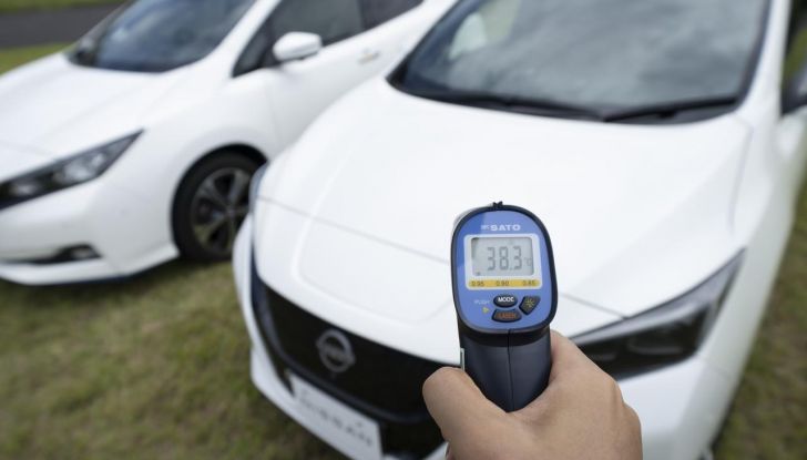 Nissan testa la vernice refrigerante sulle sue auto - Foto 6 di 60