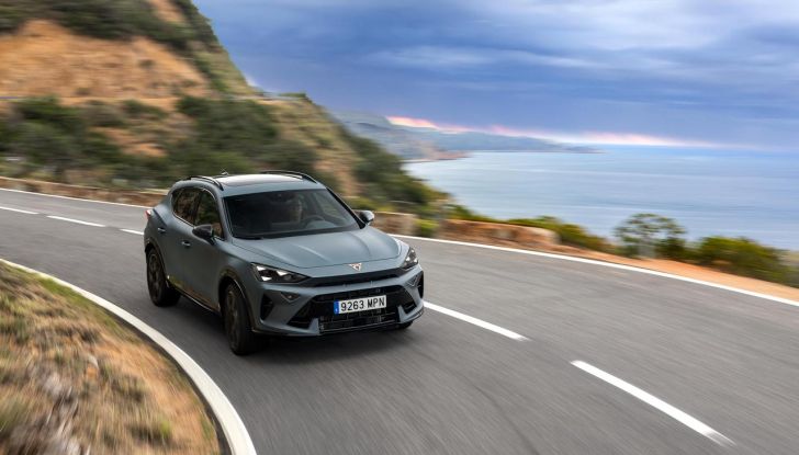 Nuova Cupra Formentor: ancora aggiornamenti per la gamma motori - Foto 30 di 44