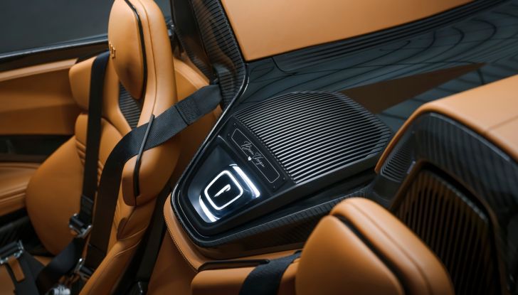 Pininfarina B95 Gotham: debutta la one-off ispirata a Bruce Wayne di Batman - Foto 7 di 17