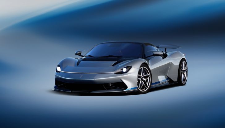 Pininfarina Battista Targamerica: caratteristiche, design, abitacolo, motori e prestazioni - Foto 2 di 31