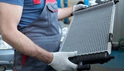 Radiatore auto: cos’è, a cosa serve e problemi comuni