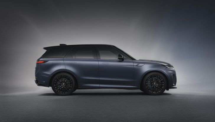 Range Rover Sport SV Edition Two: caratteristiche, design, abitacolo, motore e prestazioni - Foto 3 di 24