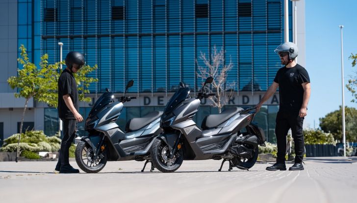 Wottan Storm-X 125: prezzo competitivo per lo scooter spagnolo - Foto 1 di 7