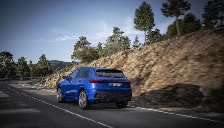 Audi Q5 2025: caratteristiche, design, abitacolo e motori - Foto 78 di 110
