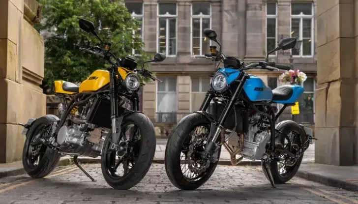 CCM presenta le nuove roadster Street Moto e Street Moto R - Foto 1 di 4