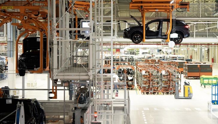 Cupra Terramar: partita la produzione nello stabilimento di Györ - Foto 4 di 7