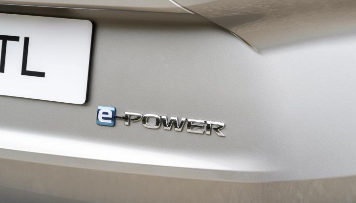 Nissan X-Trail 2024: debutta la nuova motorizzazione mild hybrid - Foto 8 di 15