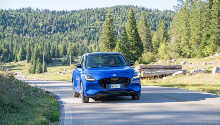 Nuova Suzuki Swift Hybrid 4×4 AllGrip: caratteristiche, design, abitacolo, motore e prezzo - Foto 44 di 122