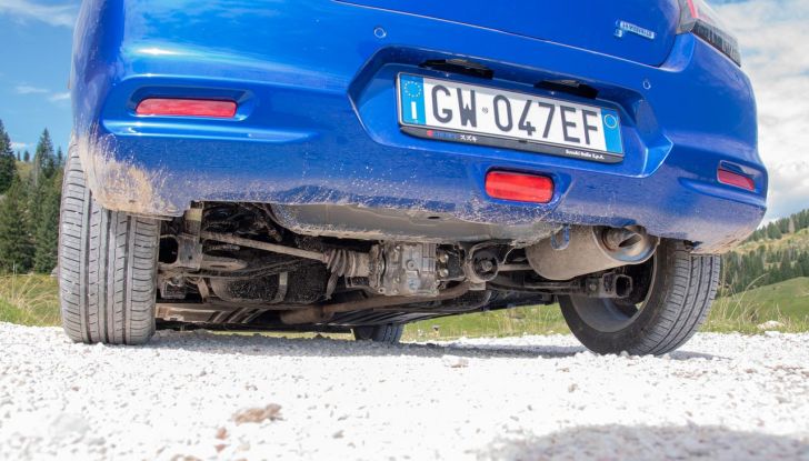 Nuova Suzuki Swift Hybrid 4×4 AllGrip: caratteristiche, design, abitacolo, motore e prezzo - Foto 25 di 122