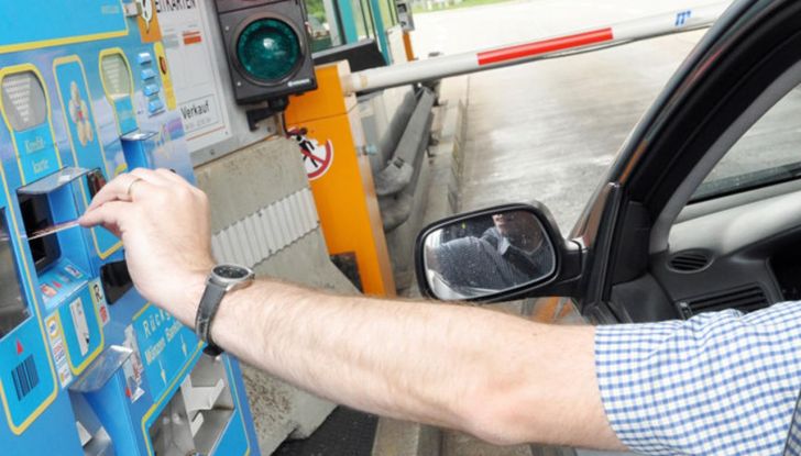 Vignetta Austria 2024: costi e dove comprare il bollino - Foto 7 di 12