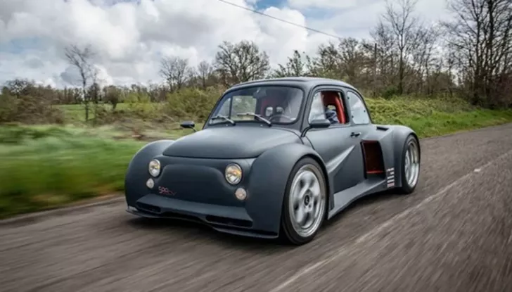 Fiat 500 con motore 6.2 V12 da 580 CV di una Lamborghini Murcielago - Foto 2 di 7