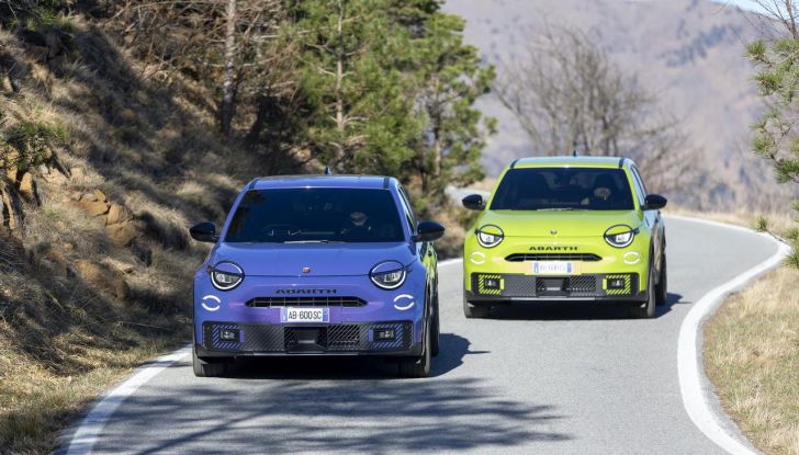 Nuova Abarth 600e: caratteristiche, design, abitacolo, motori, versioni, autonomia e prestazioni - Foto 109 di 131
