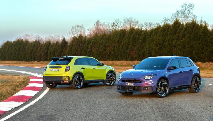 Nuova Abarth 600e: caratteristiche, design, abitacolo, motori, versioni, autonomia e prestazioni - Foto 110 di 131