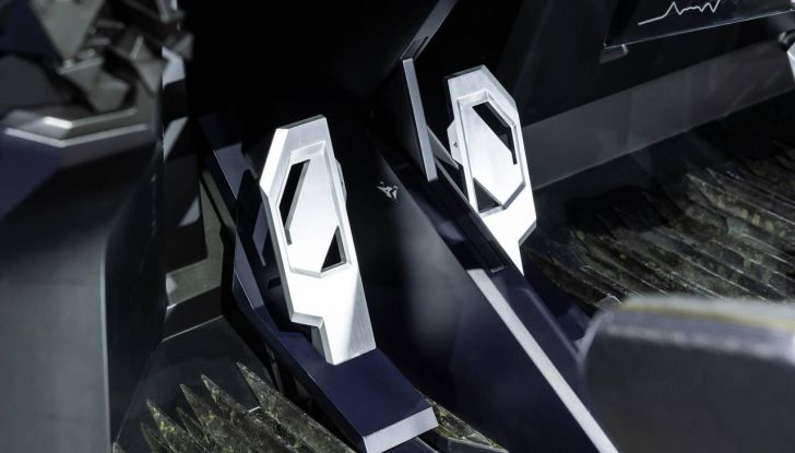 Nuova Alpine A390_β: caratteristiche, design, abitacolo e disponibilità - Foto 111 di 122