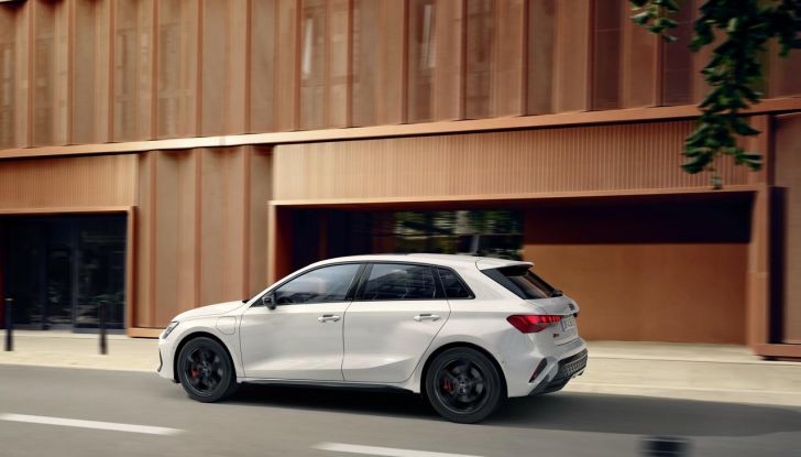 Audi A3 Sportback TFSI e 2025: debutta la nuova ibrida plug-in da 176 CV - Foto 4 di 21