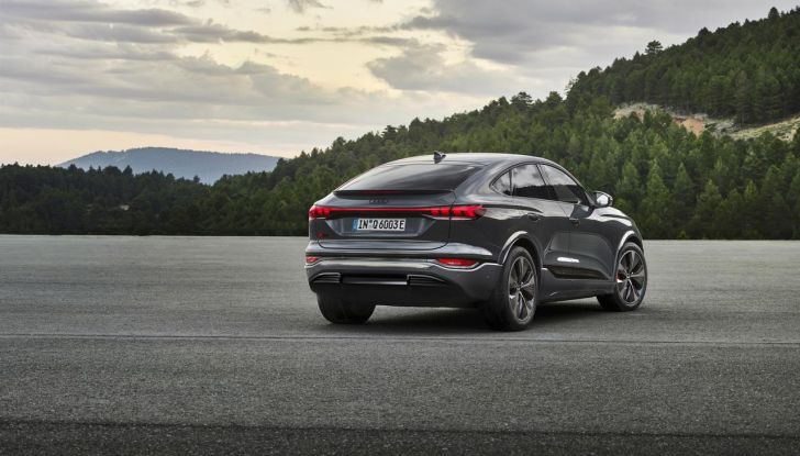 Audi Q6 Sportback e-tron: al via agli ordini con prezzi da 74.800 euro - Foto 30 di 55