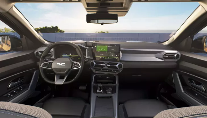 Dacia Bigster GPL Hybrid: grande autonomia, poche emissioni e un prezzo che sorprende - Foto 2 di 9