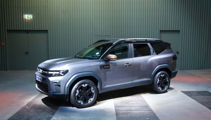 Dacia Bigster GPL Hybrid: grande autonomia, poche emissioni e un prezzo che sorprende - Foto 9 di 9