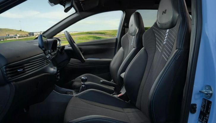 Hyundai i20 N 2025: caratteristiche, design, abitacolo, motore e prezzo - Foto 7 di 11