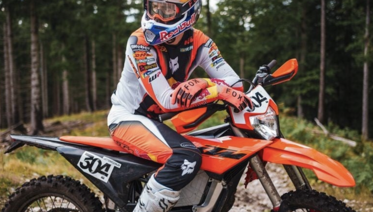 KTM Freeride E 2025: l’enduro elettrico che rivoluziona il fuoristrada - Foto 8 di 9