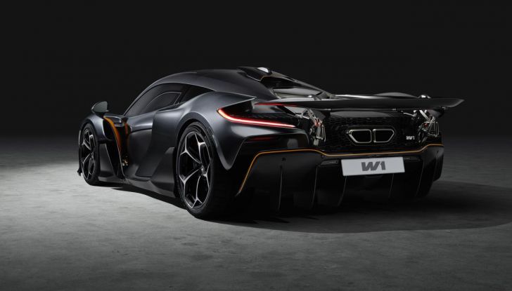 McLaren W1: caratteristiche, design, abitacolo, motore, prestazioni e prezzo - Foto 20 di 22