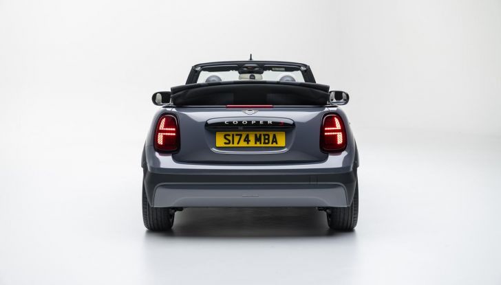 Nuova Mini Cooper Cabrio: caratteristiche, design, abitacolo, motori e allestimenti - Foto 40 di 64