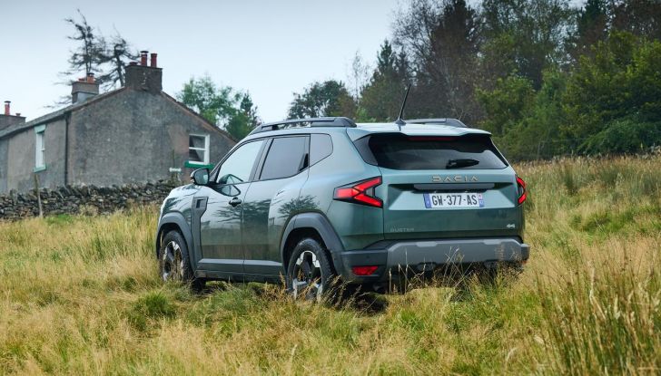 Dacia Duster: la nuova generazione eletta Auto Europa 2025 - Foto 4 di 9