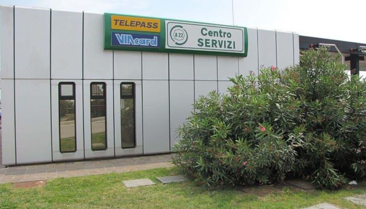 Punto Blu Autostrade sostituiti da Muovy e Telepass Point - Foto 7 di 13