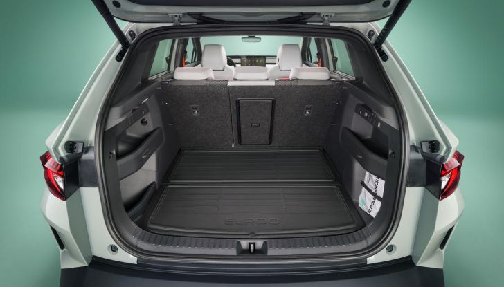 Skoda Elroq: il SUV elettrico approda nelle concessionarie italiane - Foto 16 di 94