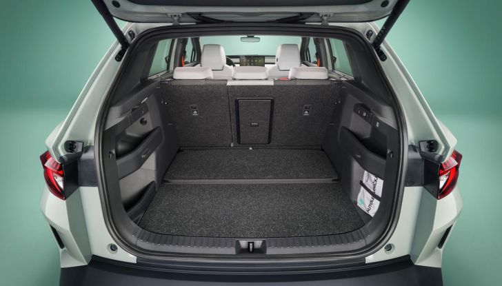 Skoda Elroq: il SUV elettrico approda nelle concessionarie italiane - Foto 15 di 94