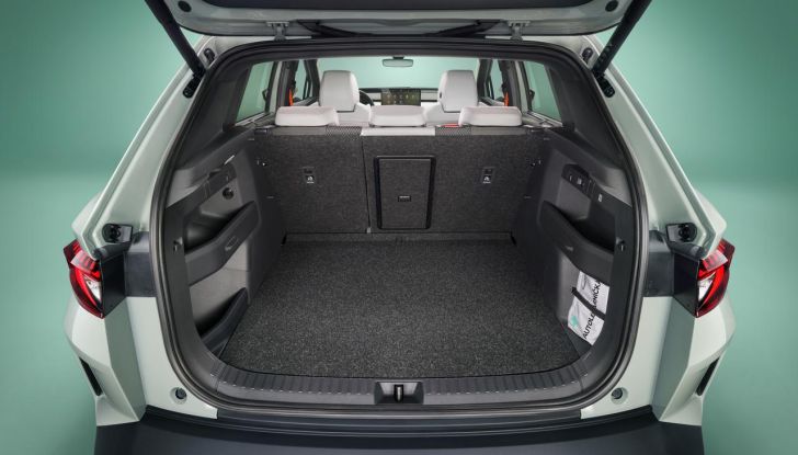 Skoda Elroq: il SUV elettrico approda nelle concessionarie italiane - Foto 14 di 94