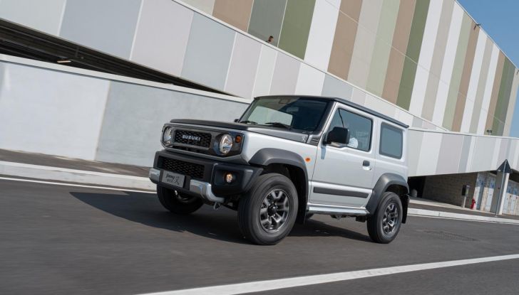 Suzuki Jimny Mata: caratteristiche, design, abitacolo, motore e disponibilità - Foto 13 di 51
