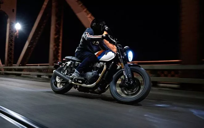 Triumph Speed Twin 900: le novità per il 2025 - Foto 1 di 11