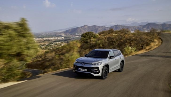 Nuovo Volkswagen Tayron: svelati i prezzi per il mercato italiano - Foto 7 di 127