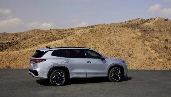 Nuovo Volkswagen Tayron: svelati i prezzi per il mercato italiano - Foto 18 di 127