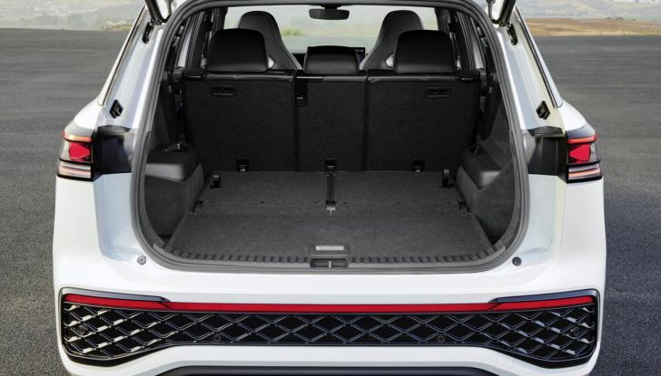 Nuovo Volkswagen Tayron: svelati i prezzi per il mercato italiano - Foto 67 di 127