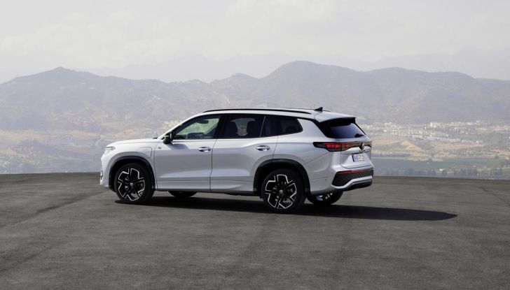 Nuovo Volkswagen Tayron: svelati i prezzi per il mercato italiano - Foto 22 di 127