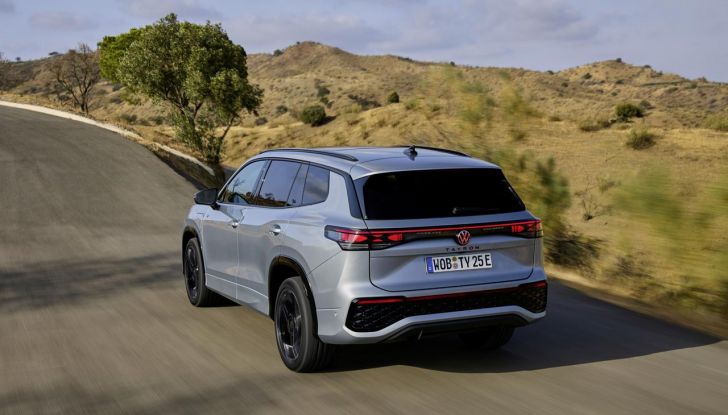 Nuovo Volkswagen Tayron: svelati i prezzi per il mercato italiano - Foto 3 di 127