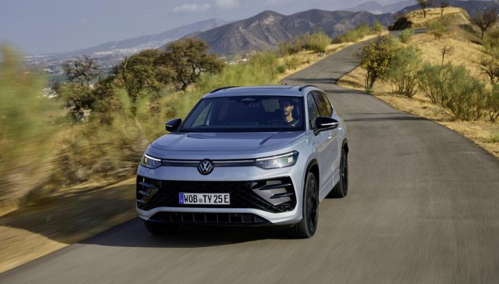 Nuovo Volkswagen Tayron: svelati i prezzi per il mercato italiano - Foto 5 di 127