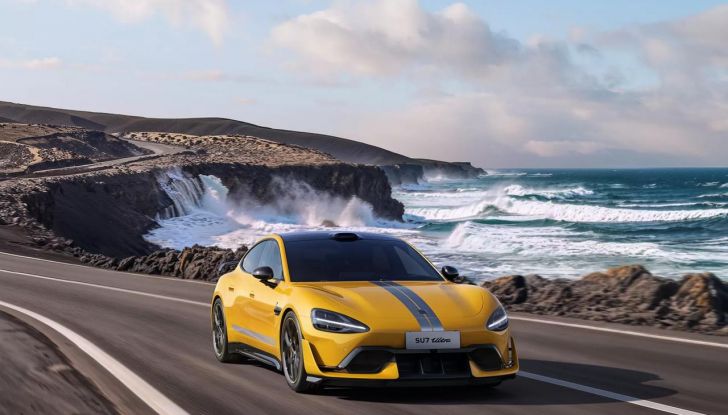 Xiaomi SU7 Ultra: caratteristiche, design, abitacolo, motori, prestazioni e prezzo - Foto 19 di 24