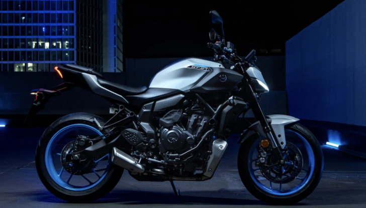 Yamaha MT-07 2025: design, tecnologia e prestazioni rinnovate per la naked giapponese - Foto 4 di 13